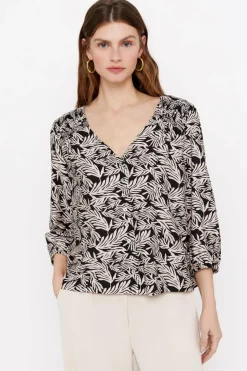 Cortefiel Blusa decote bico Clearance