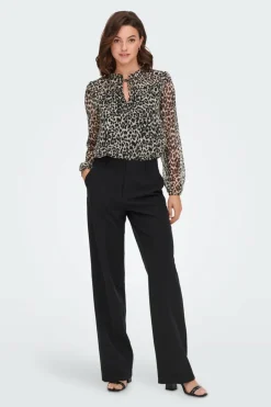 Only Blusa fluida com gola mao New