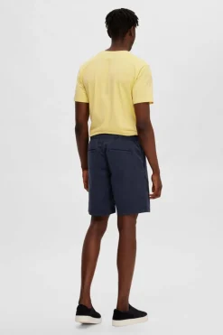 Selected Calças curtas chino com cintura elástica de algodão reciclado. Fashion