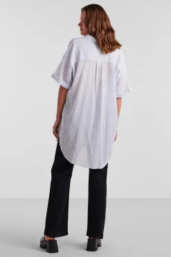 Pieces Camisa de manga curta. azul Outlet