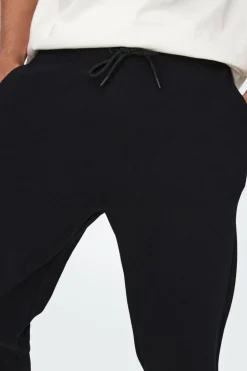 Only & Sons Herren-Trainingshose mit regular fit Passform. preto New