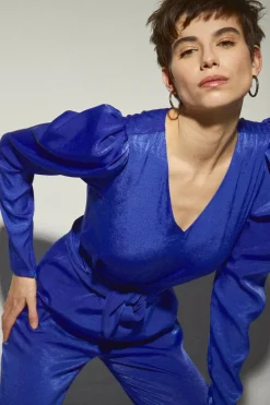 Dolores Promesas Macacão acetinado em Klein Azul New