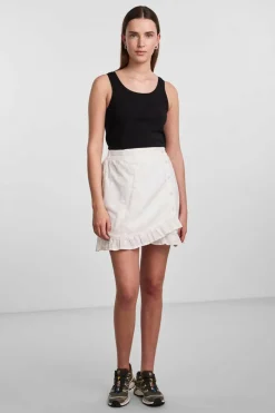 Pieces Saia curta cruzada branco Outlet
