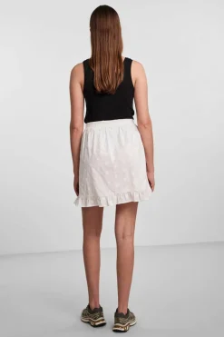 Pieces Saia curta cruzada branco Outlet