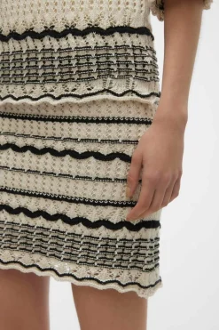 Vero Moda Saia curta de malha Cinzento Outlet