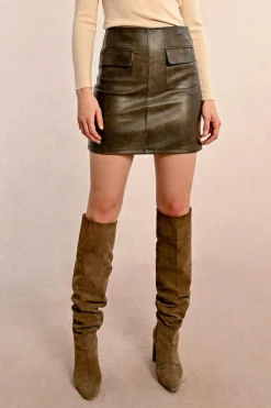 Molly Bracken Saia curta, efeito couro. Clearance