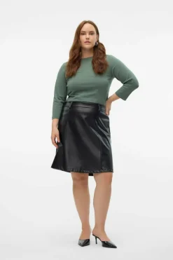 Vero Moda Curve Saia curta efeito pele plus size Clearance