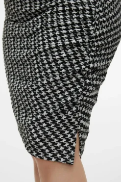 Vero Moda Curve Saia curta pied-de-poule Curve Preto Outlet