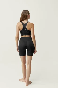 Born Living Yoga Top Becky Black preto Outlet
