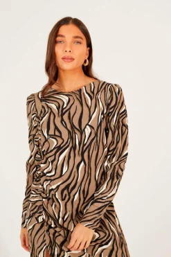 Brave Soul Vestido comprido de manga comprida castanho Clearance