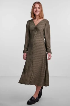 Pieces Vestido midi verde Sale